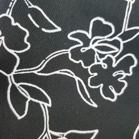 2 FOR $15! NWOT Reitmans Black Pants with White Print, Tie Waist, Straight-leg - Picture 4 of 7